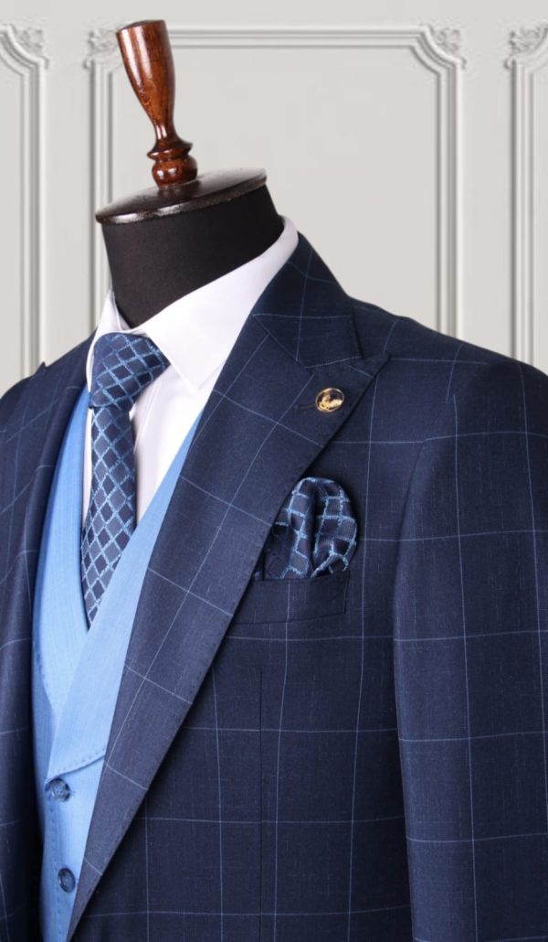 Classic Three-piece Suit - Image 2