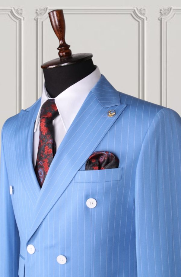 Classic Double-breasted Suit - Image 2