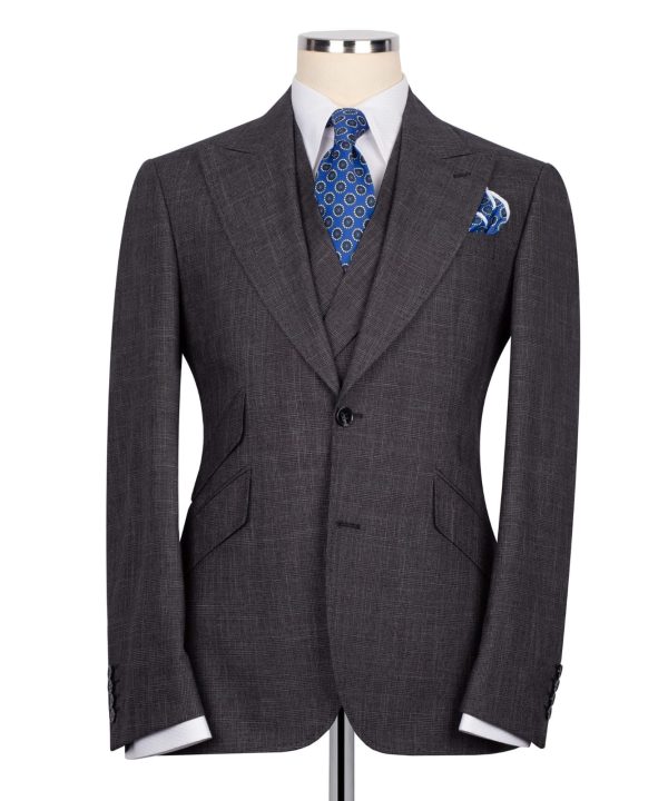 Classic Three-piece Suit - Image 3