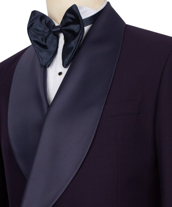 Classic Tuxedo Suit - Image 4