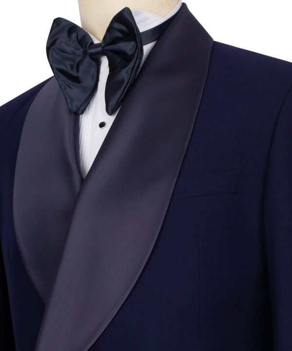 Classic Tuxedo Suit - Image 4